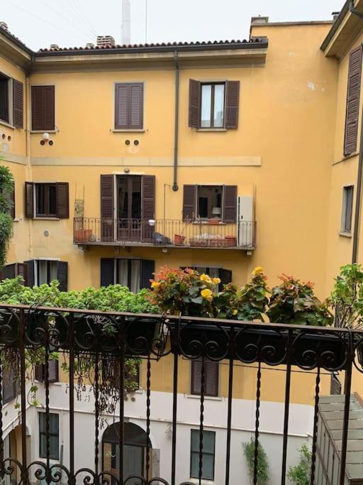 La Casa Alle Colonne - Navigliapartments Milán Exterior foto