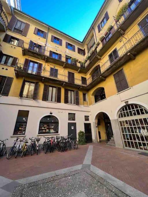 La Casa Alle Colonne - Navigliapartments Milán Exterior foto